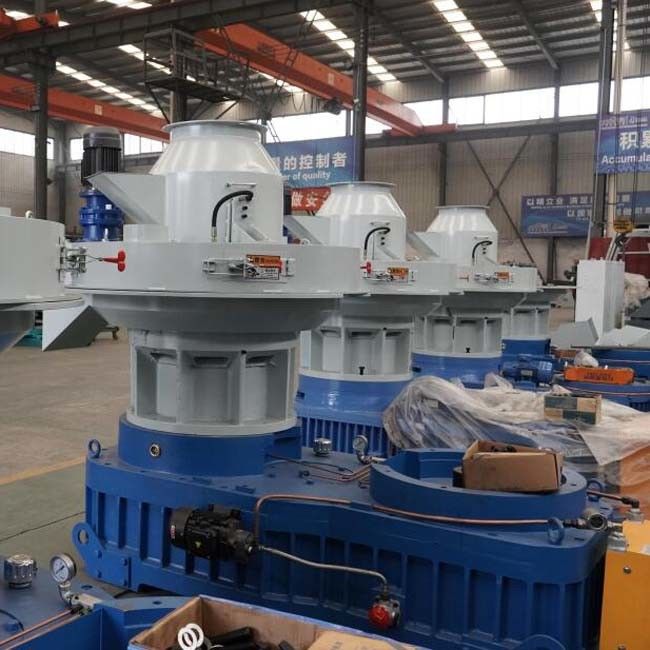 Ring Die Biyokütle Pellet Üretim Lini 1.1-1.3t/M3 Pellet yoğunluğu ile